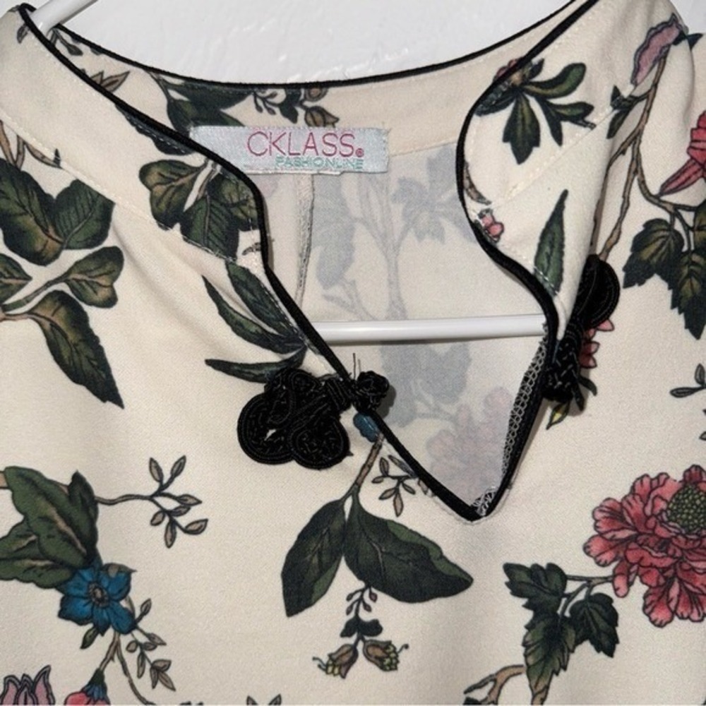 CKLASS Cream Floral Mandarin Collar Frog Button Sheath Dress 3/4 Sleeve - Picture 3 of 8